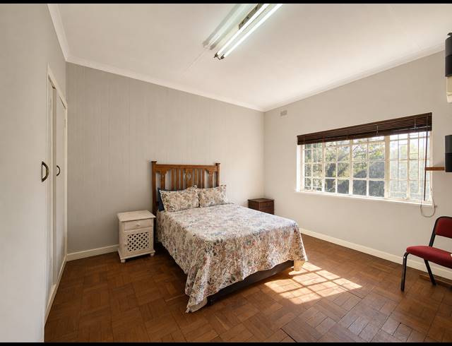 5 BEDROOM HOUSE FOR SALE IN UNITAS PARK